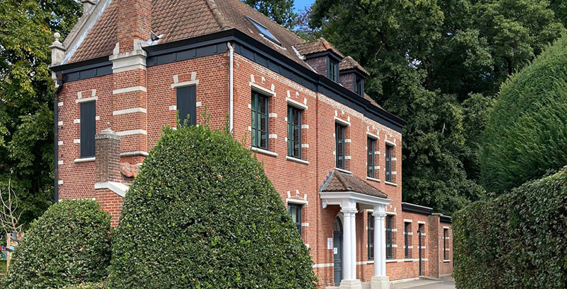 Buitenkant gebouw Huis van het Kind