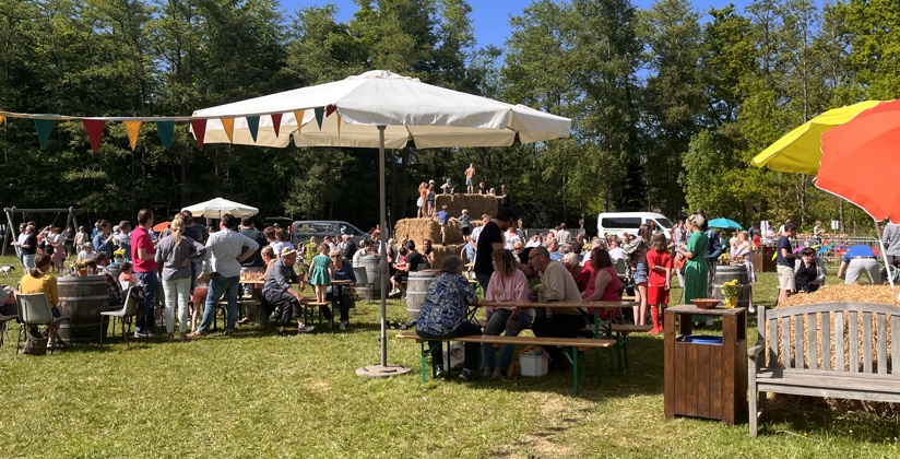Groep mensen tijdens opendeurdag 